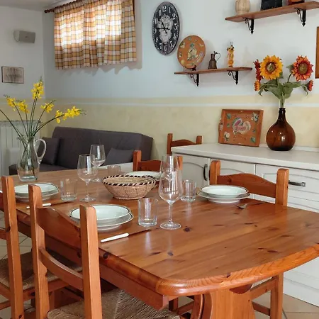 Apartment La Rondinara